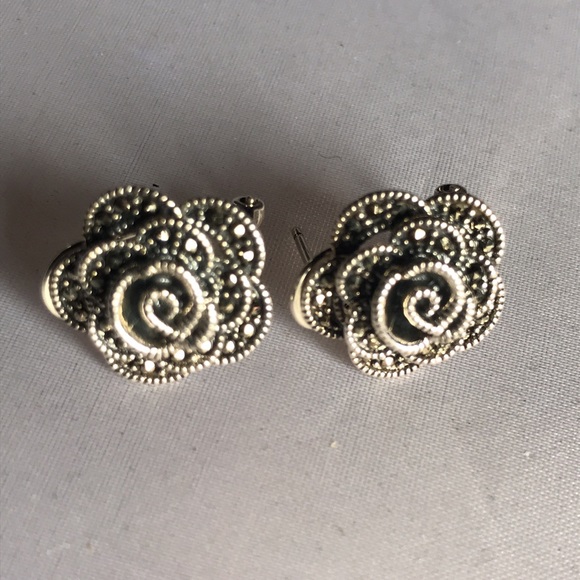 New! Sterling Silver Marcasite Rose Stud Earrings - Picture 2 of 13